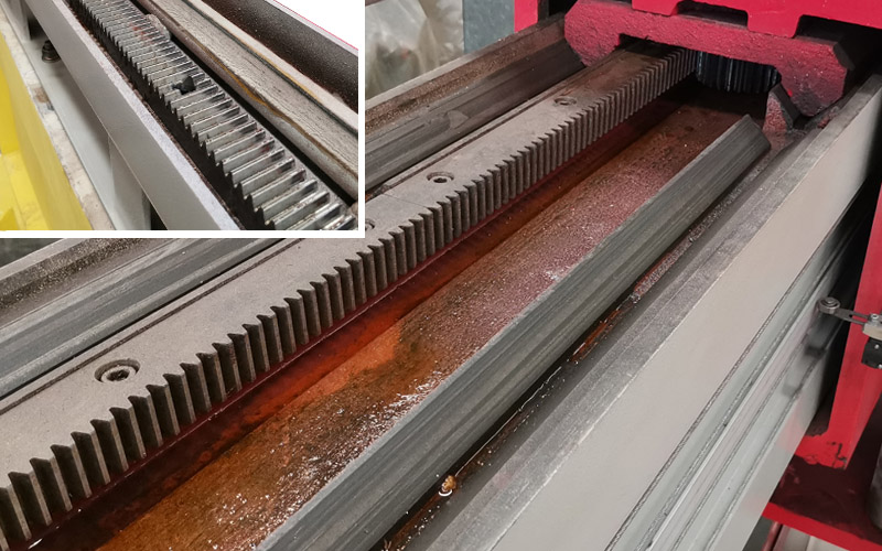 V-guide Rails